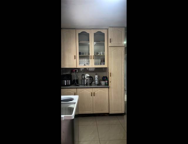 3 BEDROOM FREEHOLD FOR SALE IN SOSHANGUVE UU